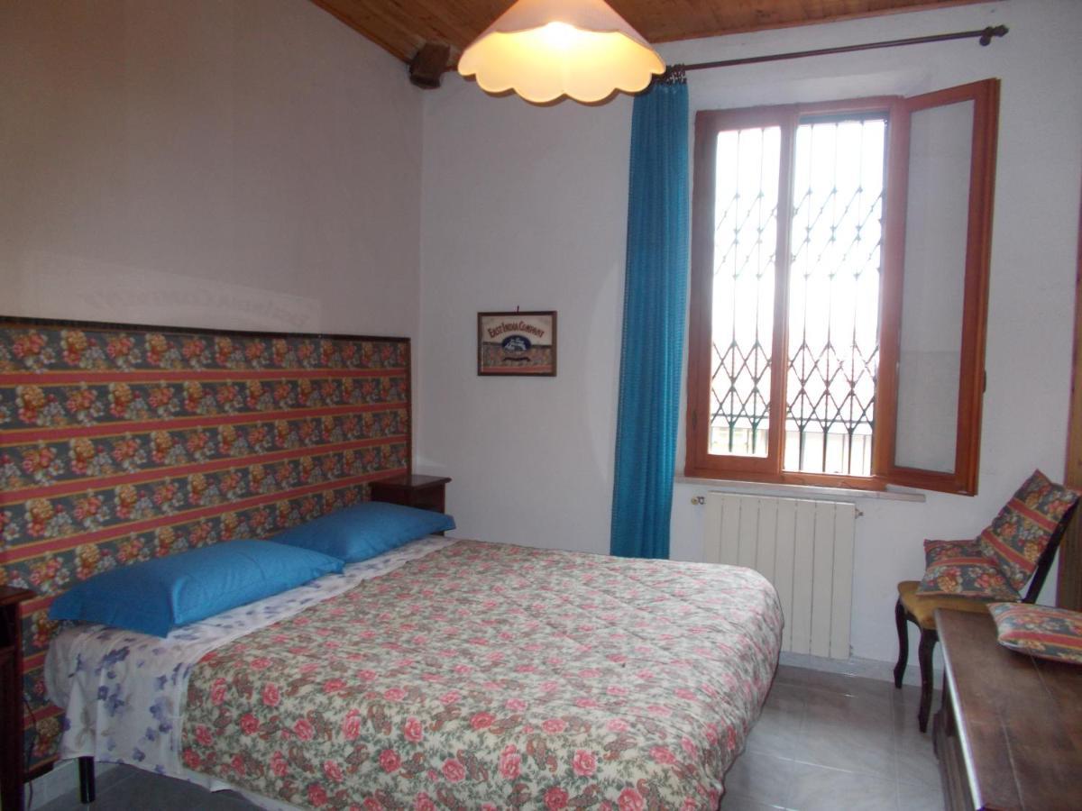 La Vecchia Locanda Castelnuovo di Val di Cecina Luaran gambar
