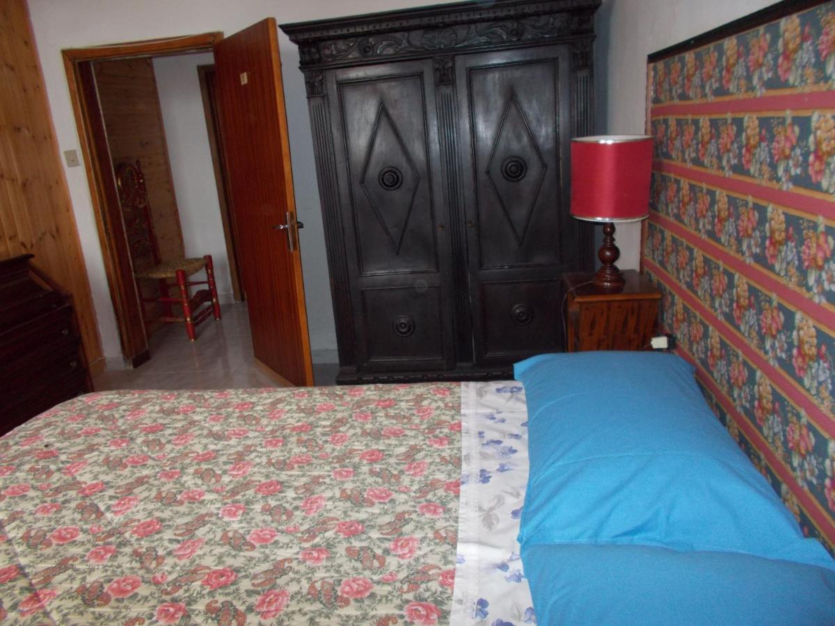 La Vecchia Locanda Castelnuovo di Val di Cecina Luaran gambar