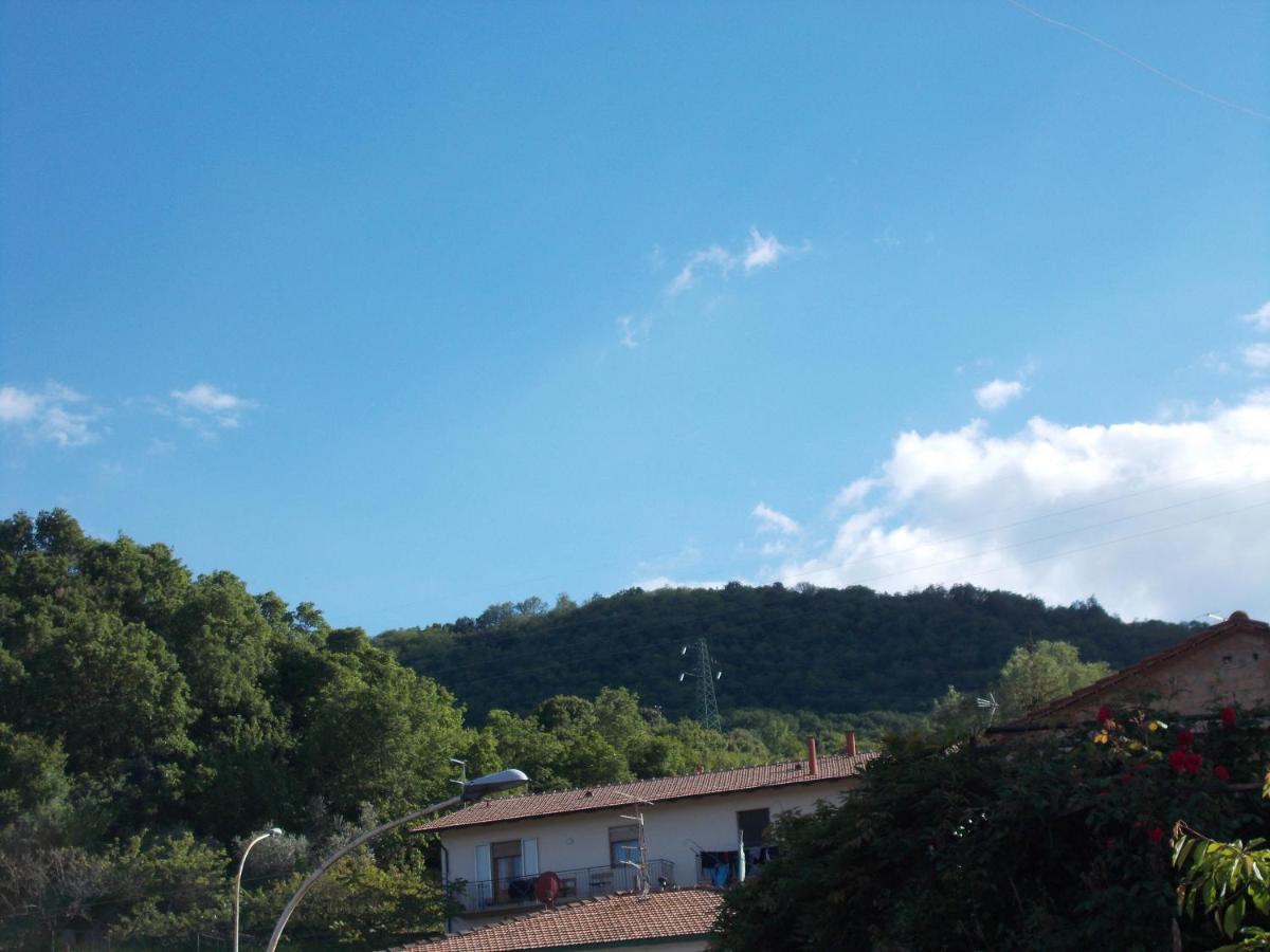 La Vecchia Locanda Castelnuovo di Val di Cecina Luaran gambar